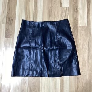 Mustard Seed Black Faux Leather Mini Skirt Size Medium